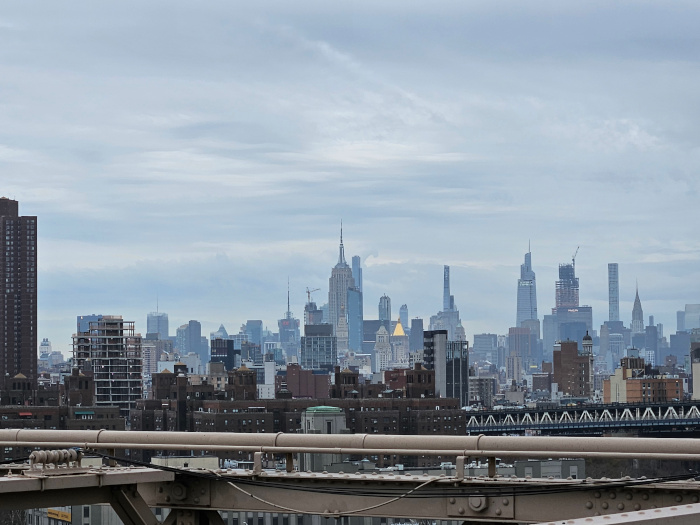 How does Manhattan look from the Brooklyn Bridge?